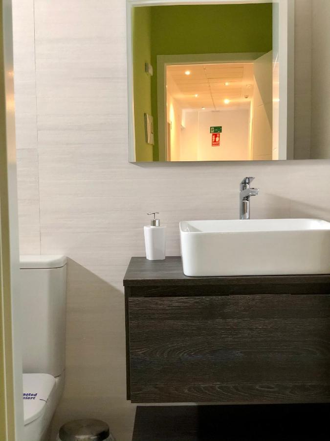 Catedral Apartamentos Parking 메리다 외부 사진