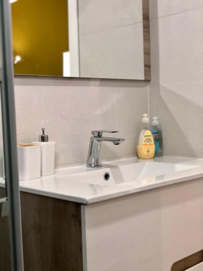 Catedral Apartamentos Parking 메리다 외부 사진