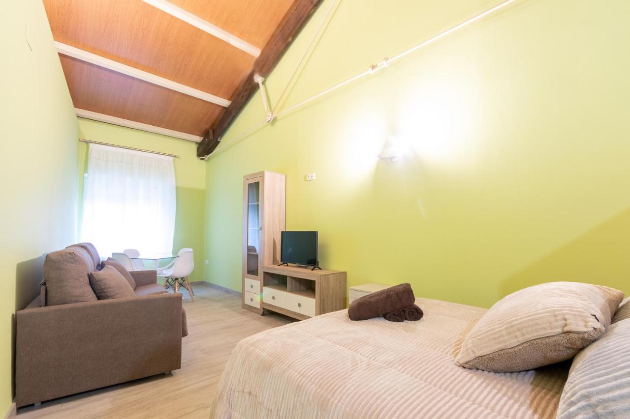 Catedral Apartamentos Parking 메리다 외부 사진