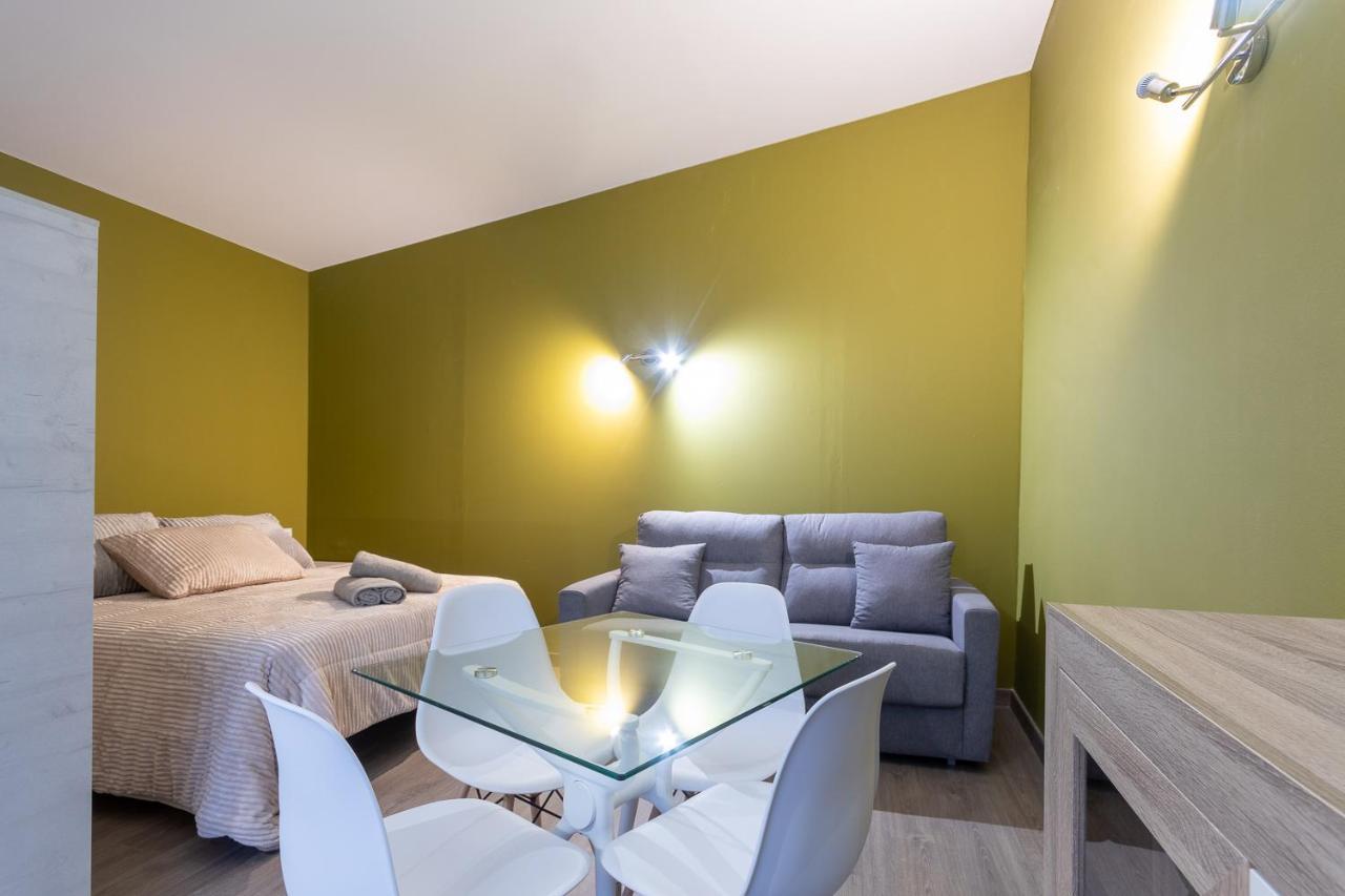 Catedral Apartamentos Parking 메리다 외부 사진