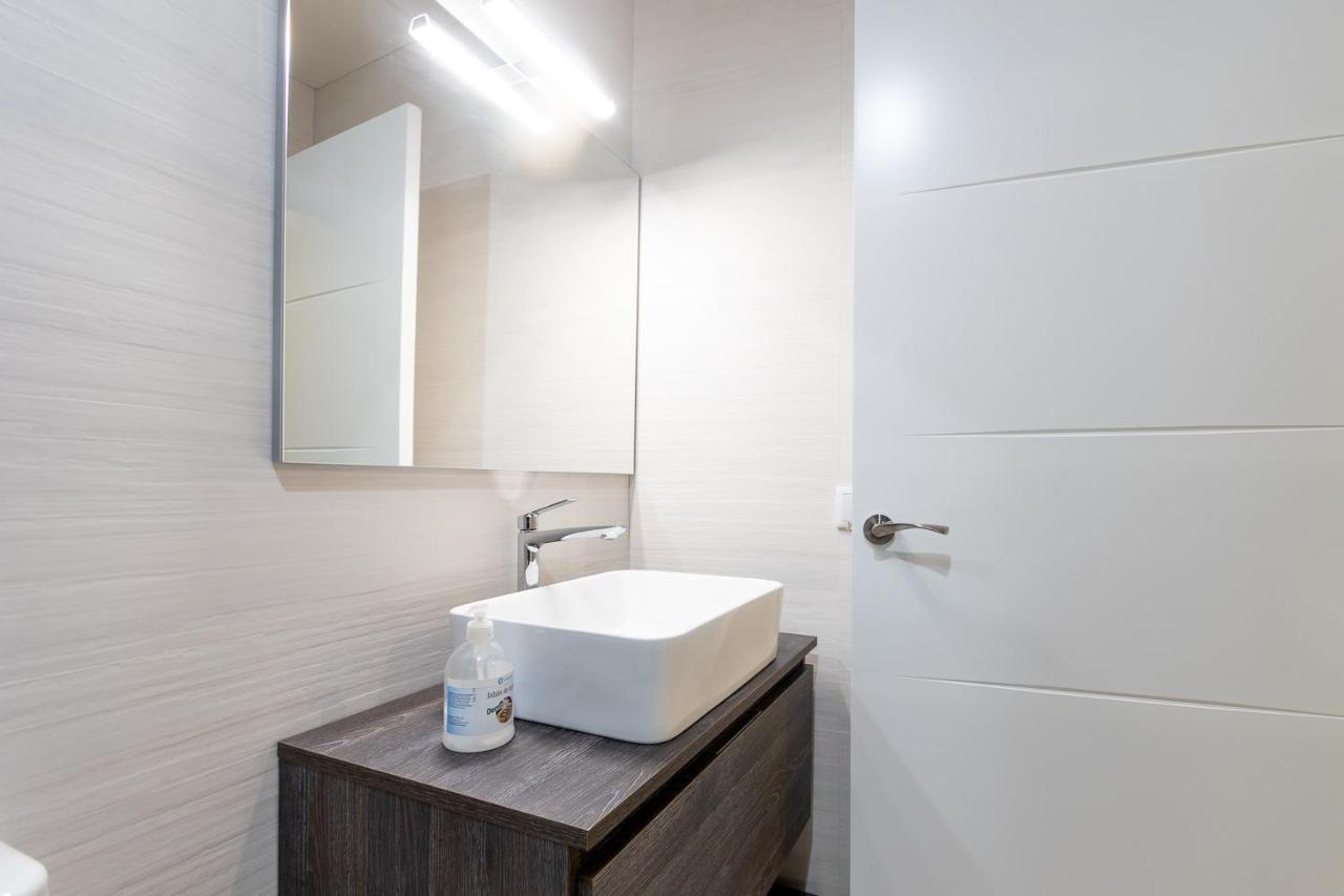 Catedral Apartamentos Parking 메리다 외부 사진